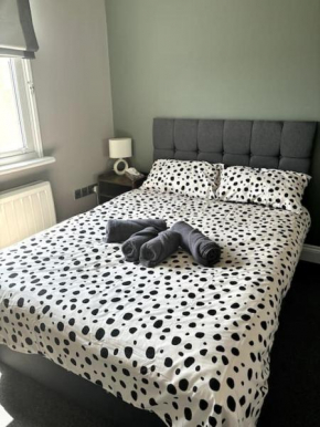 The One-Bedroom Central Brighton Retreat